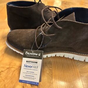 BearPaw Men's Dark Brown Suede Chukka Boots with White Sole